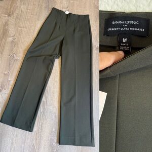 Banana Republic Women’s Straight Ultra High-Rise Pants –Size M | NWT